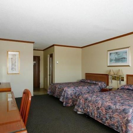 Balmoral Motel Hotel Thetford Mines Exterior foto